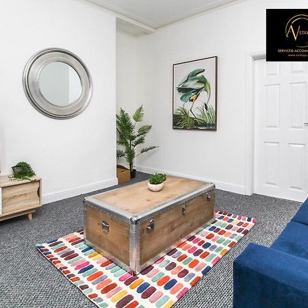 Modern House By Av Stays Short Lets & Serviced Accommodation St Helens St Helens  Экстерьер фото