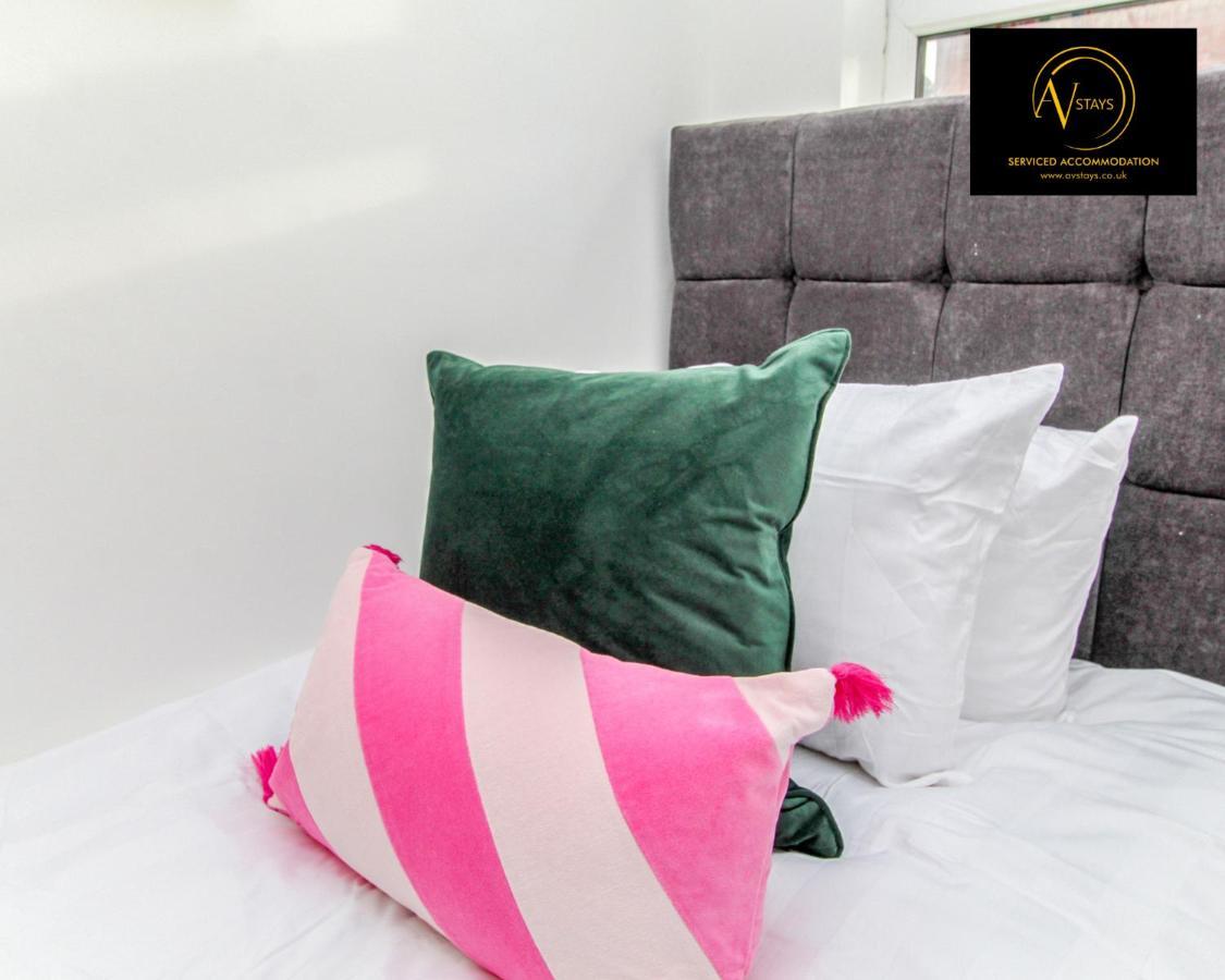 Modern House By Av Stays Short Lets & Serviced Accommodation St Helens St Helens  Экстерьер фото